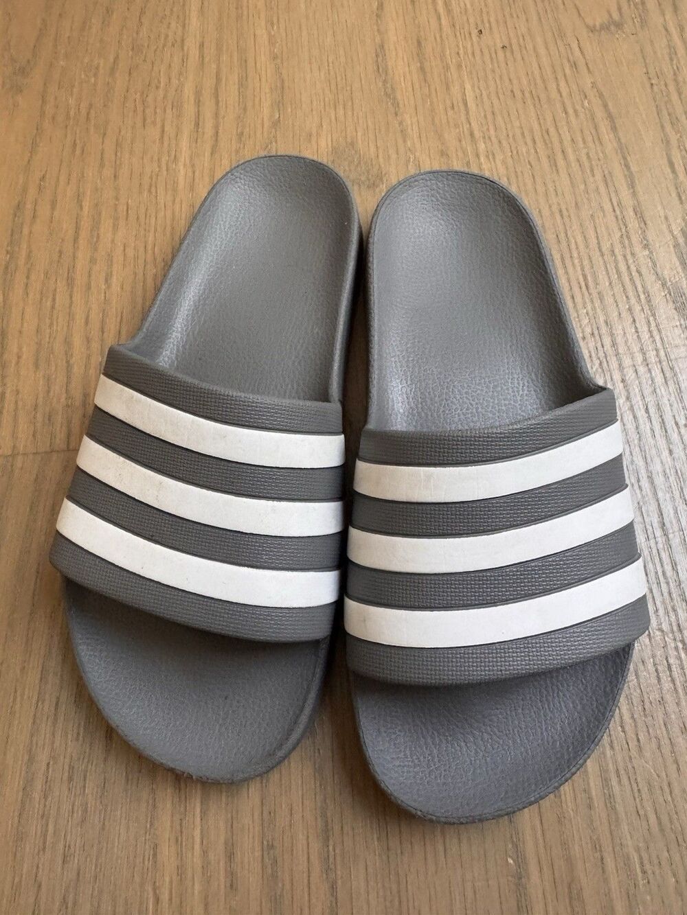 Adidas Adilette Aqua Slides Gray White 3 Stripe Sandals Size 5